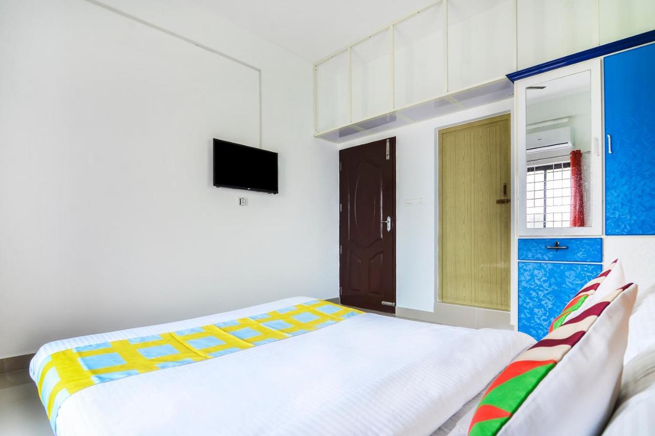 Oyo Home 81801 Akash Villa Trippapur Exterior photo